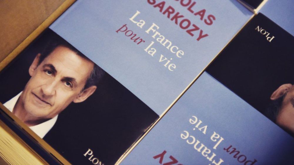 livre-nicolas-sarkozy-la-france-pour-la-vie_5501883